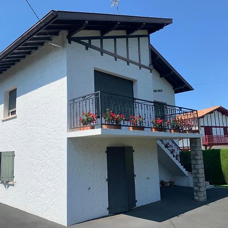 A Louer Appartement Dans Une Maison Арканг Экстерьер фото