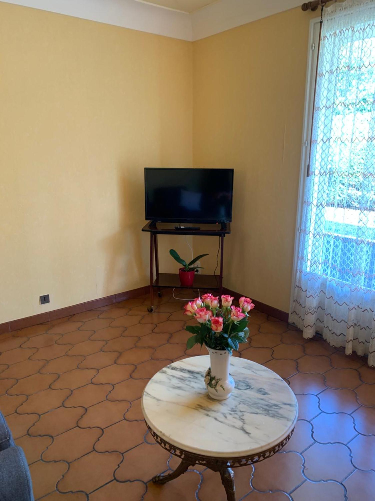 A Louer Appartement Dans Une Maison Арканг Экстерьер фото